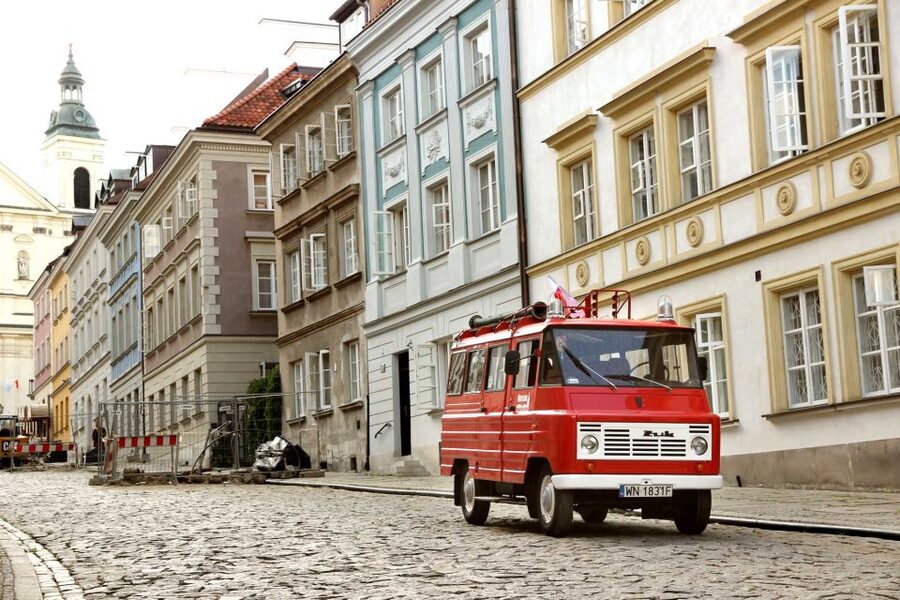 Warsaw: Private 3-Hour Tour by Communist Van - Why a Żuk communist van is a smart way to see Warsaw in 3 hours