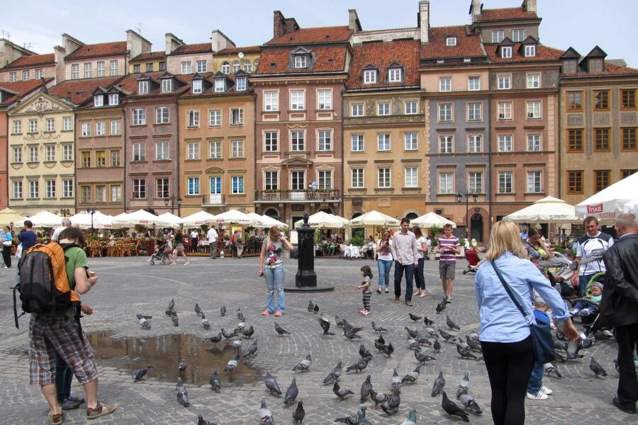 Warsaw: Private 3-Hour Tour by Communist Van - The former Jewish Ghetto area: learning with care in a tight time window