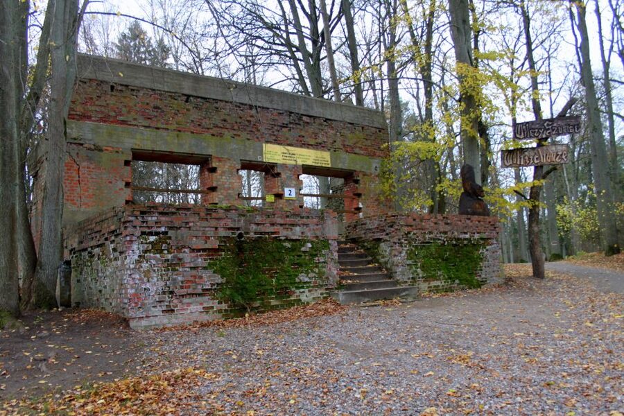Warsaw: Private Full-Day Wolf's Lair Tour - Should you book this private full-day Wolf’s Lair tour?