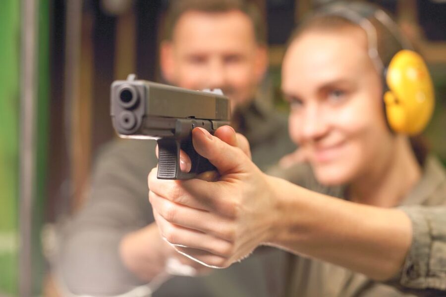 Warsaw: Shooting Range - The Firearms Menu You Can Choose From