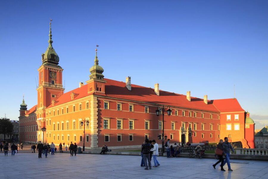 Warsaw: Skip-the-Line Royal Castle Guided Tour - 2-hour private tour: set your pace and get the most out of the rooms