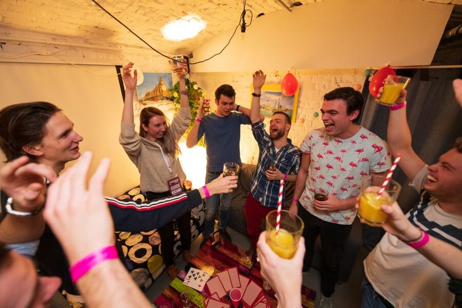 Warsaw: The Original Pub Crawl - Key things you’ll notice right away