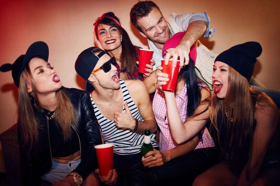 Warsaw: The Original Pub Crawl - The VIP club finish in the city center: why skip-the-line matters