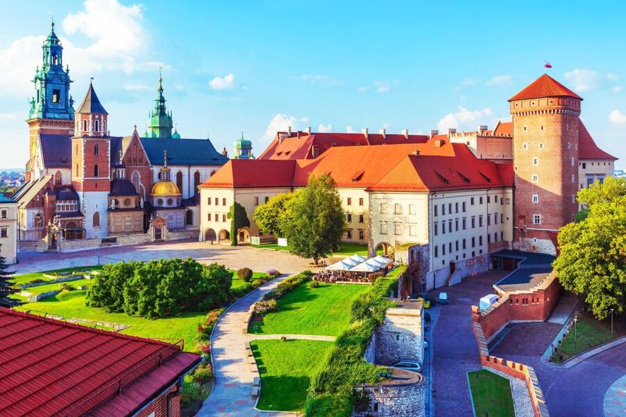 Warsaw to Auschwitz and Krakow Old Town Full-Day Trip by Car - 15-hour option adds Krakow Old Town: a calmer ending with landmark structure