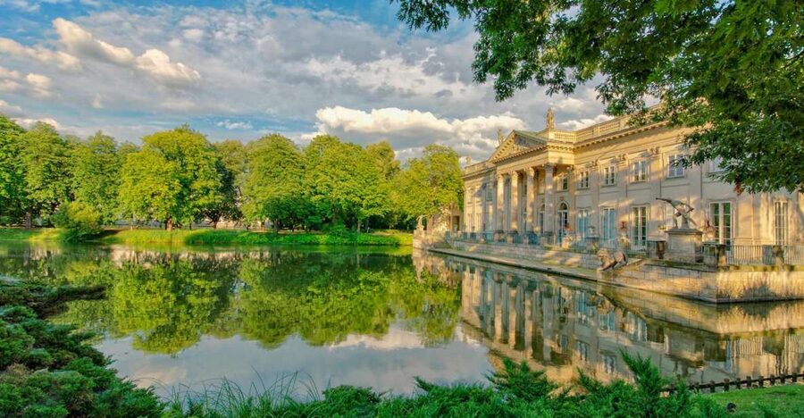 Warsaw: Warsaw Historical Group Tour with Pickup & Drop-Off - UNESCO Old Town on foot: Royal Castle, St. John’s, and dynastic tombs