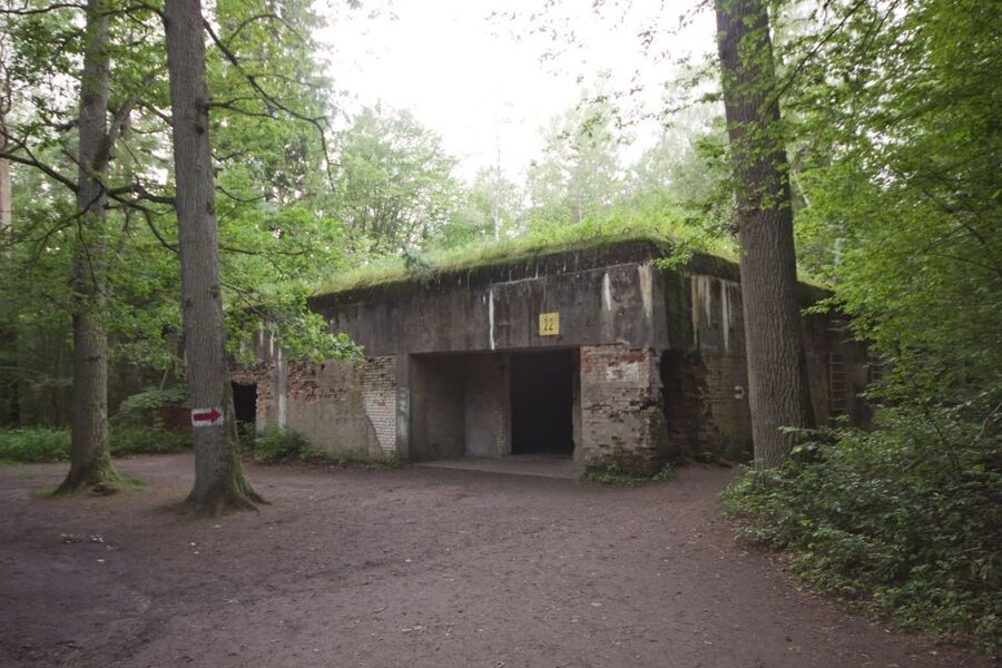 Warsaw Wolf’s Lair with St. Lipka and Mamerki Private Guided - Timing, walking, and how to enjoy a 12 to 14 hour day