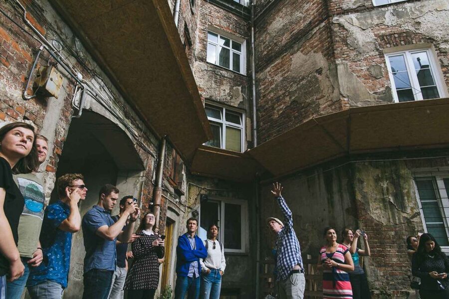 Warsaw: WWII Private Tour by Retro Minibus with Hotel Pickup - TWO Uprisings, One City’s Refusal to Accept Defeat