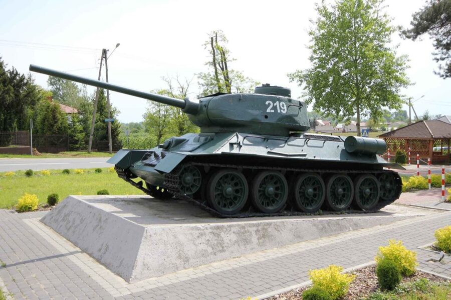 Warsaw: WWII Private Tour by Retro Minibus with Hotel Pickup - Pickup Within 3 km: Why Timing Can Change