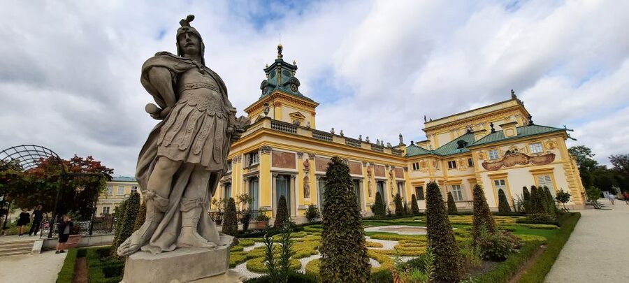 Wilanów Palace: 2-Hour Guided Tour with Entrance Tickets - Price and value: what $94 includes, and why it can be worth it