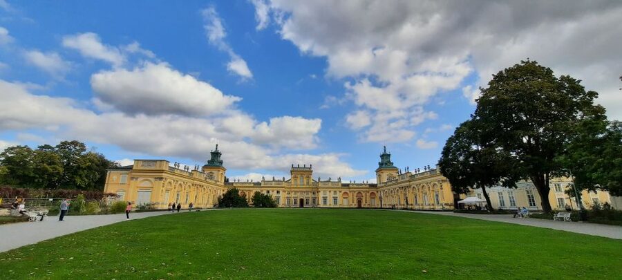 Wilanów Palace: 2-Hour Guided Tour with Entrance Tickets - How long is really enough for Wilanów Palace?