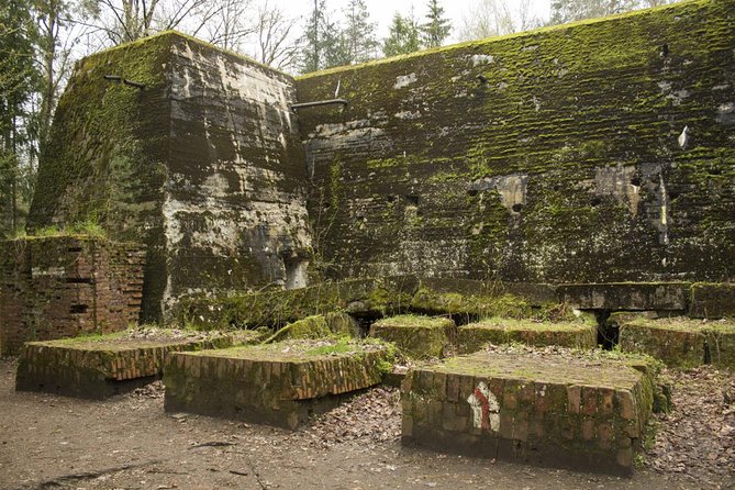 Wolfs Lair and Swieta Lipka Small Group Tour from Warsaw with Lunch - Practical tips for an WWII and baroque church day