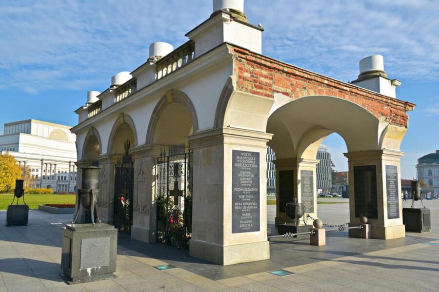 World War 2 in Warsaw walking tour in English - Price and value: $20 for a full, place-based WWII story