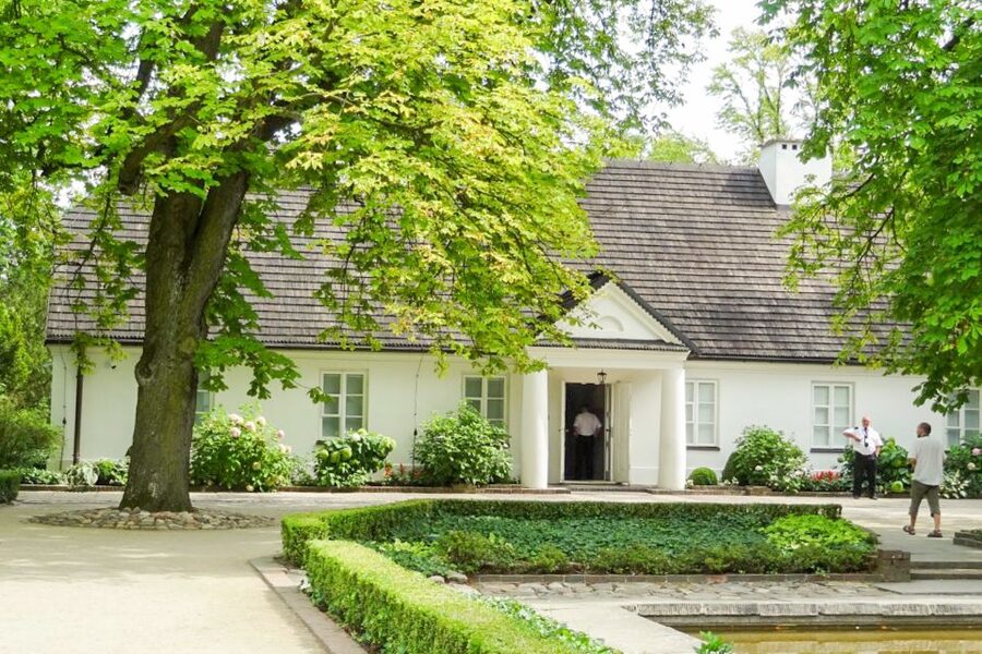 Zelazowa Wola: Frederic Chopin Half-Day Private Tour - Who This Tour Suits Best